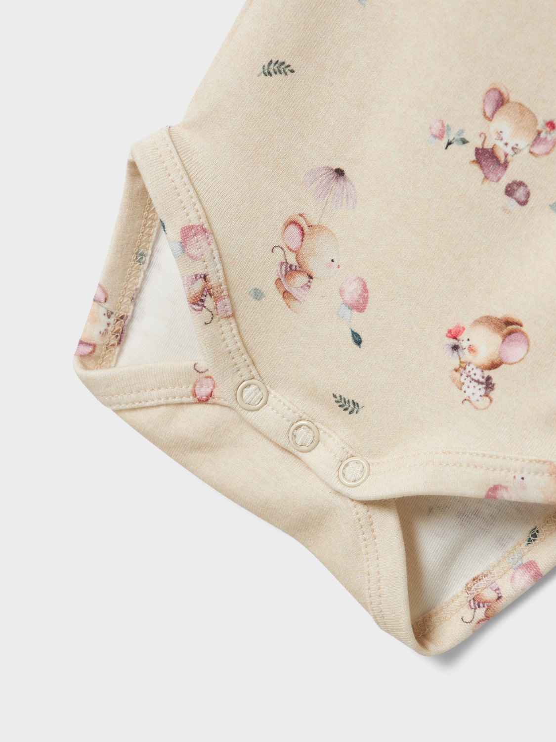 model_shot-front_full